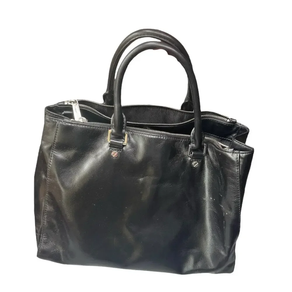Michael Kors black leather silver tote handbag expandable magnetic zip closure